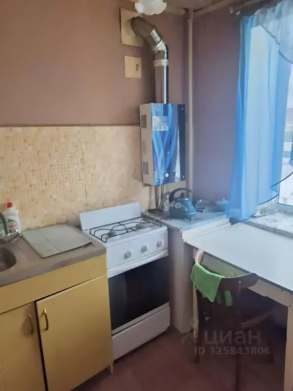 3-к кв. Саратовская область, Петровск ул. Гоголя, 61 (58.3 м) - Фото 2