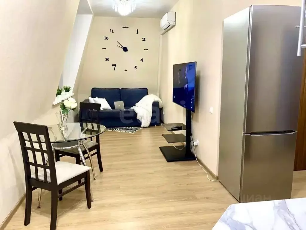 2-к кв. Белгородская область, Белгород Харьковская ул., 3 (58.0 м) - Фото 1