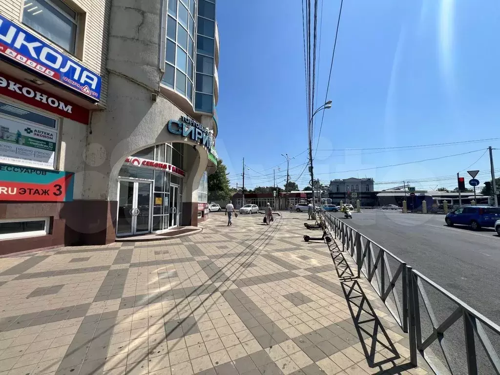 Офис с арендатором в центре, 57.7 м - Фото 1