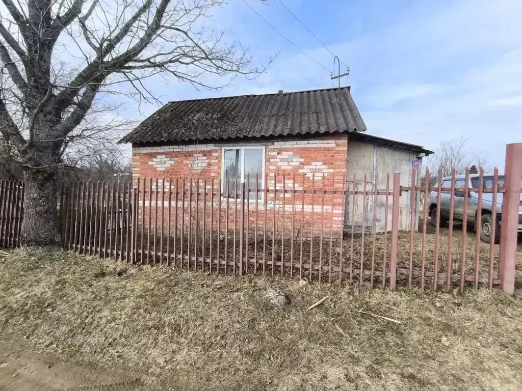 Дом в Псковская область, Великолукский район, Лычевская волость, ... - Фото 1