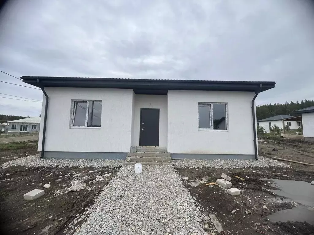 Дом в Свердловская область, Сысертский муниципальный округ, д. Ключи, ... - Фото 1