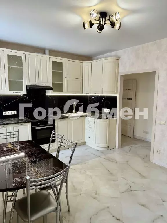 Продается 3-комнатная квартира - Фото 1