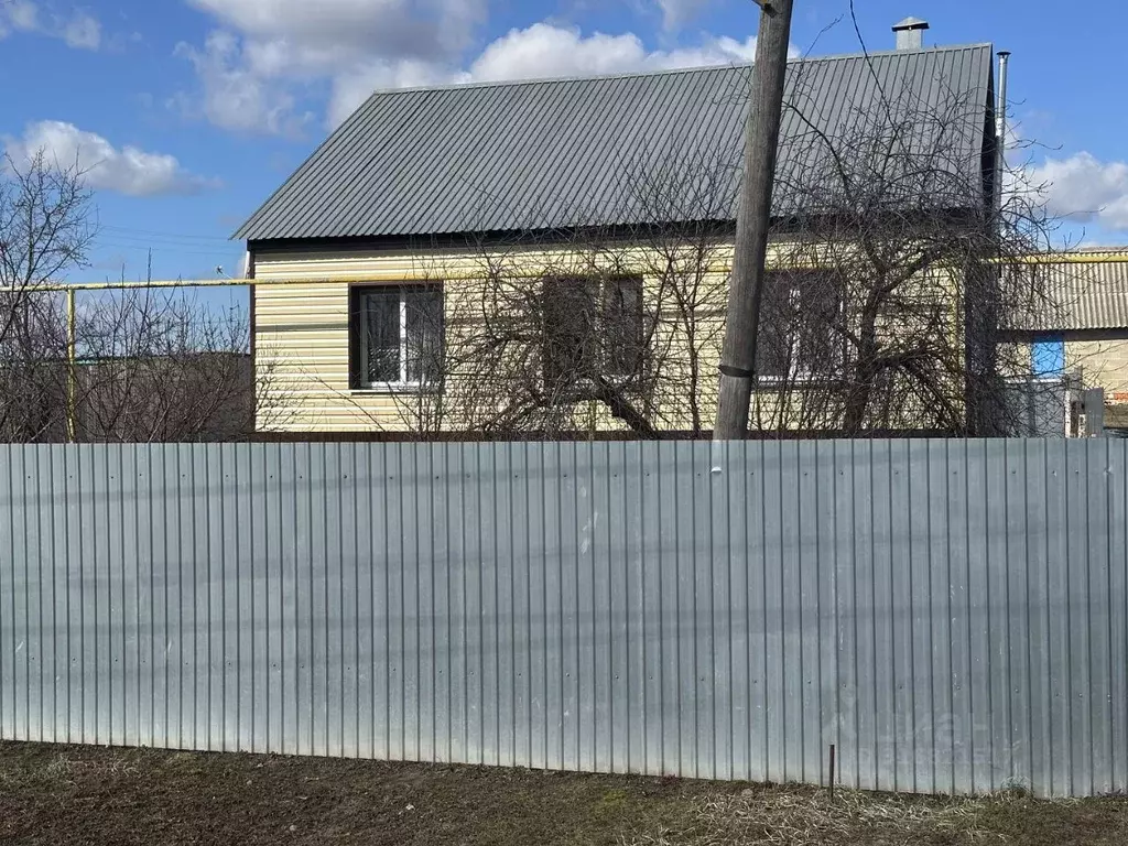 Дом в Мордовия, Лямбирский район, Кривозерьевское с/пос, д. Суркино ... - Фото 0