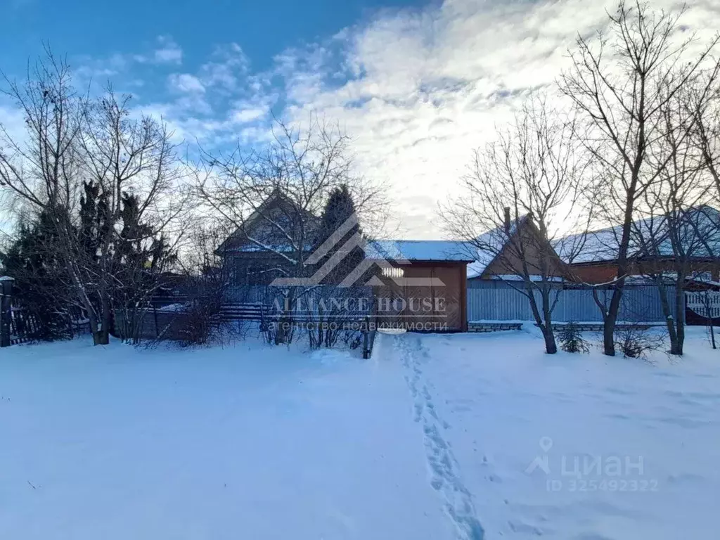 Дом в Татарстан, Арск ул. Цветочная, 10 (50 м) - Фото 1