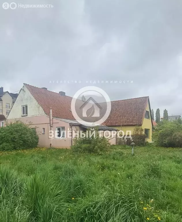 Дом в Пионерский, улица Стрелецкого, 8 (222 м) - Фото 0