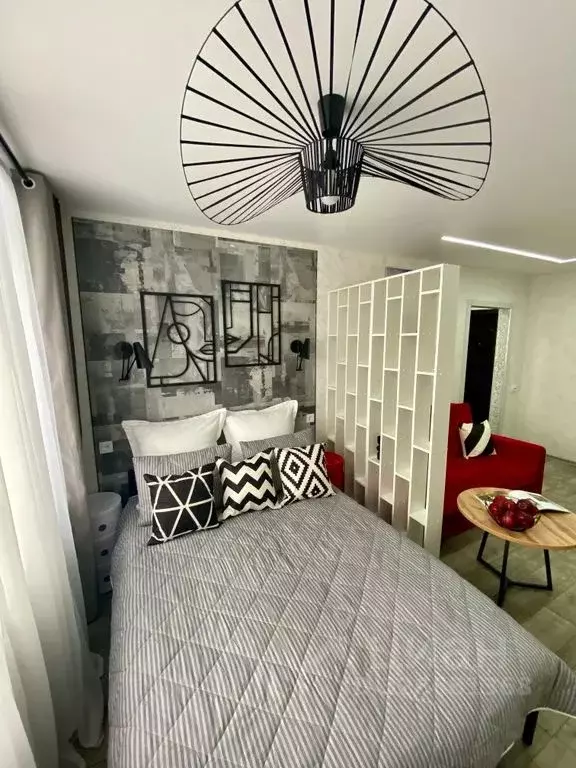 1-к кв. Омская область, Омск просп. Королева, 10А (30.0 м) - Фото 2