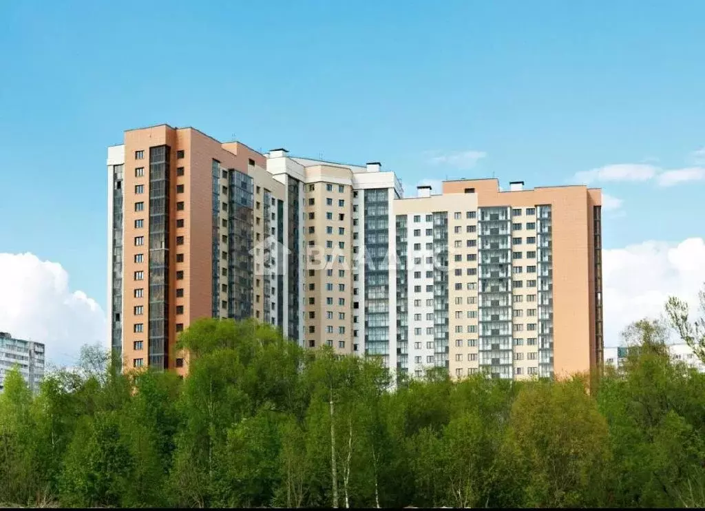 Продается 3-комнатная квартира - Фото 1