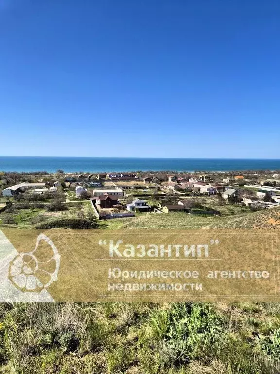 Участок в Крым, Ленинский район, Белинское с/пос, с. Новоотрадное  ... - Фото 1