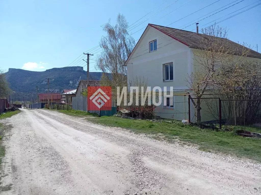 Дом в Крым, Бахчисарайский район, Куйбышево пгт ул. Маршала Жукова, 7 ... - Фото 0