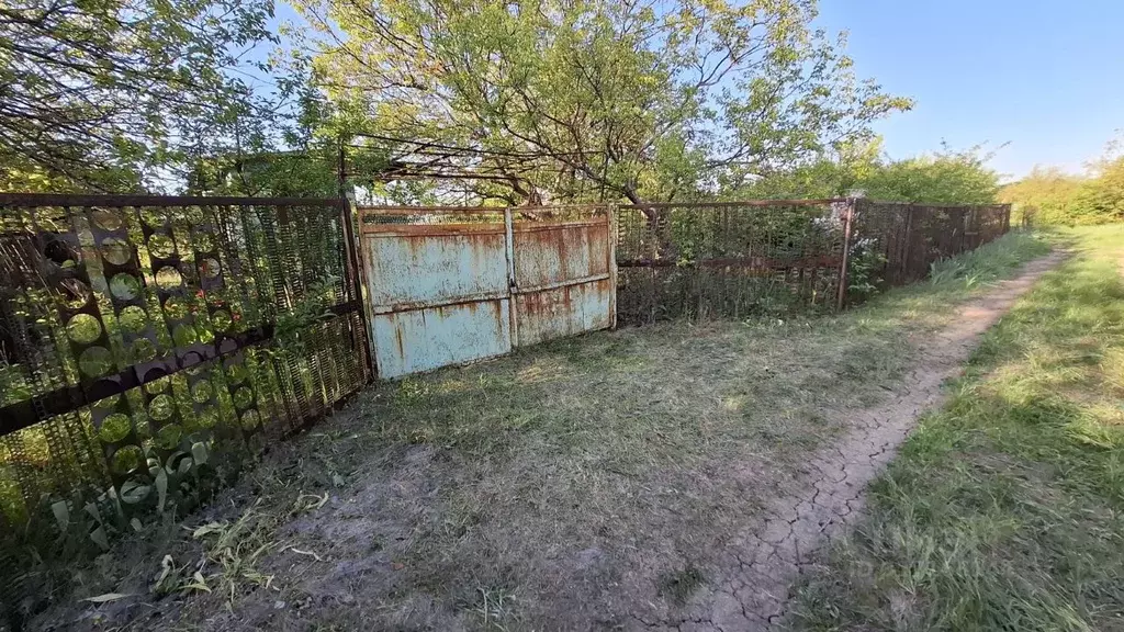 Дом в Ростовская область, Родионово-Несветайский район, Кутейниковское ... - Фото 1