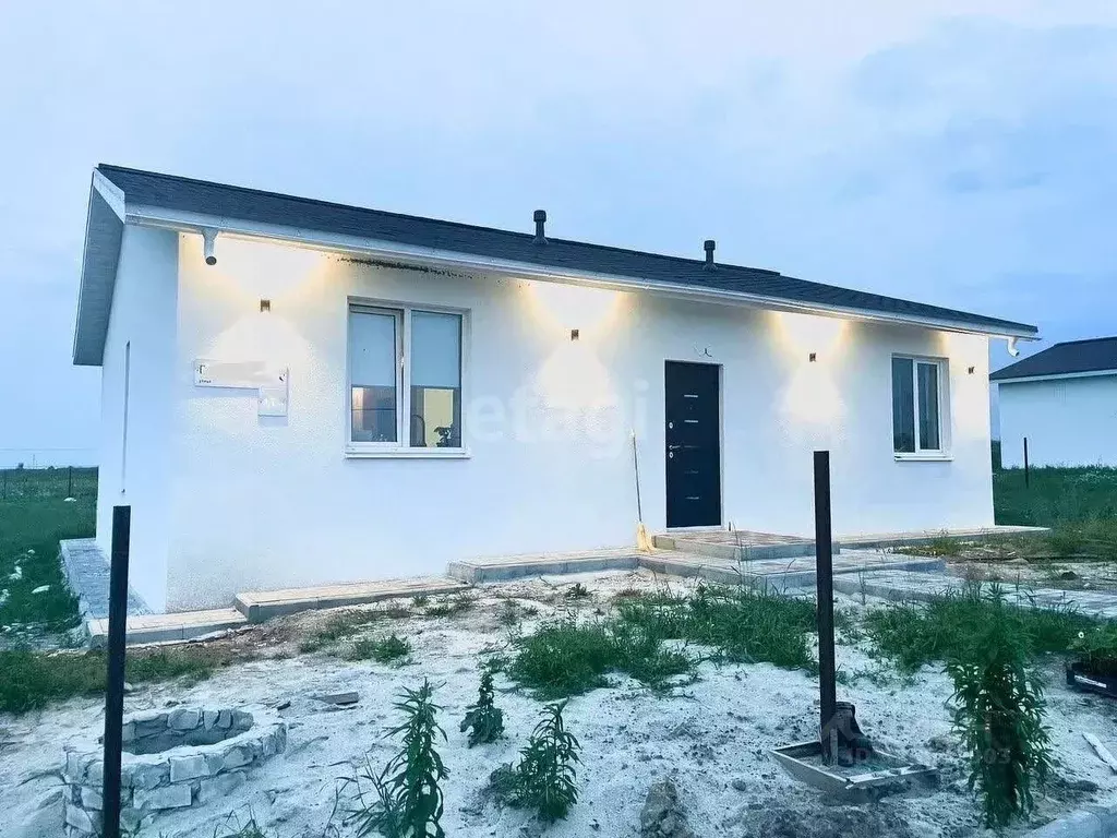 Дом в Курская область, Курский район, Моковский сельсовет, д. Гремячка ... - Фото 1