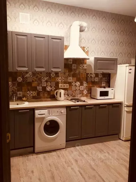 1-к кв. Ростовская область, Аксай ул. Платова, 72В (55.0 м) - Фото 2