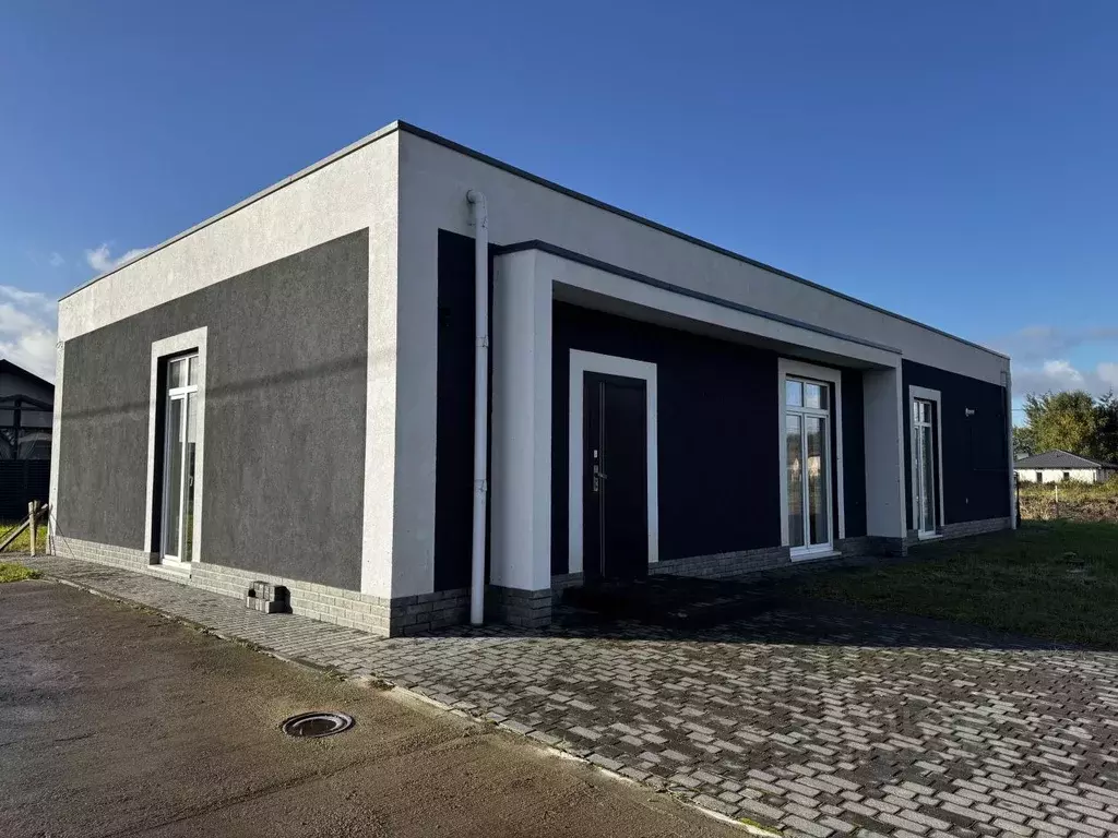 Дом в Калининградская область, Гурьевский муниципальный округ, пос. ... - Фото 1