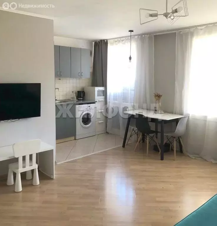 Квартира-студия: Новосибирск, Широкая улица, 17 (30 м) - Фото 0