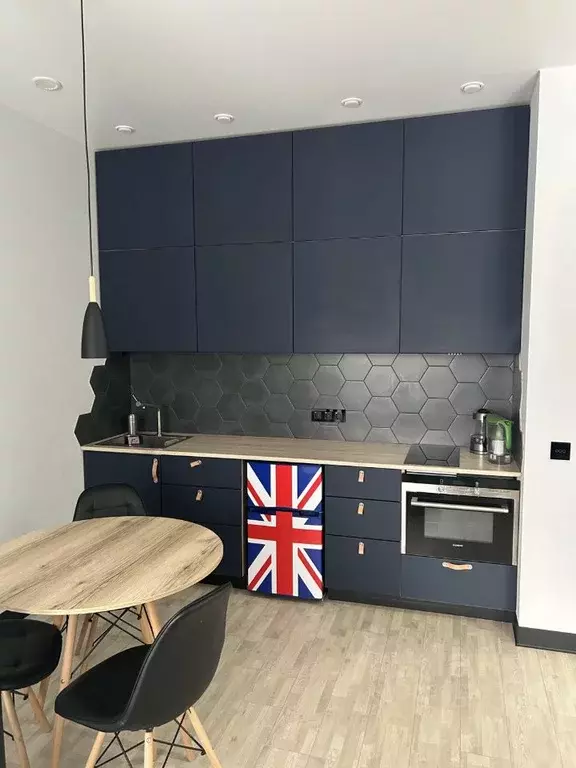 2-к кв. Новосибирская область, Новосибирск Военная ул., 51 (47.3 м) - Фото 1