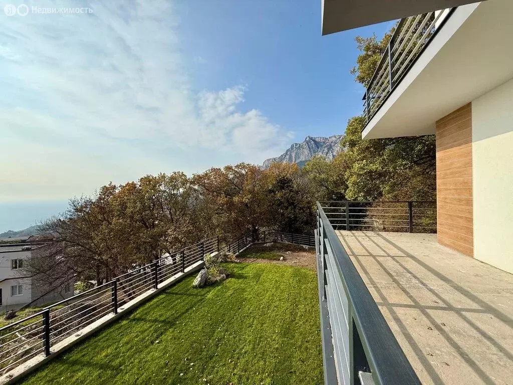 Дом в Гаспра, улица Горького, 44 (324.6 м) - Фото 1