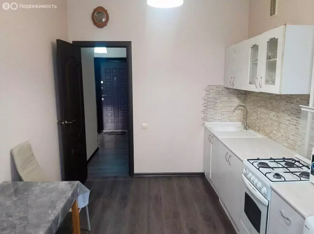 1-комнатная квартира: Волжский, улица имени Генерала Карбышева, 170 ... - Фото 2