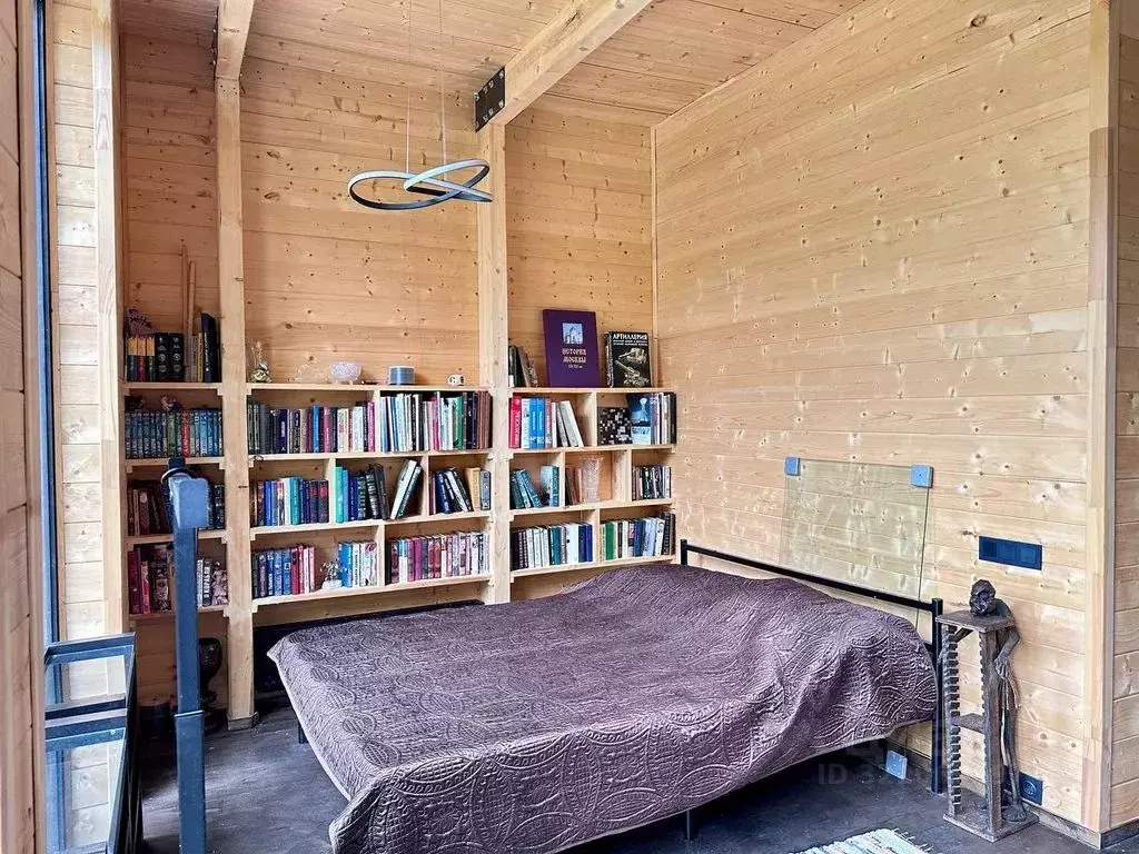 Дом в Калужская область, Тарусский район, Алекино с/пос, д. Ладыжино ... - Фото 1