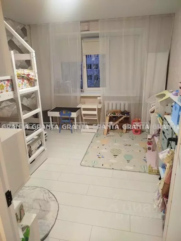 3-к кв. Красноярский край, Красноярск ул. Партизана Железняка, 30 ... - Фото 1