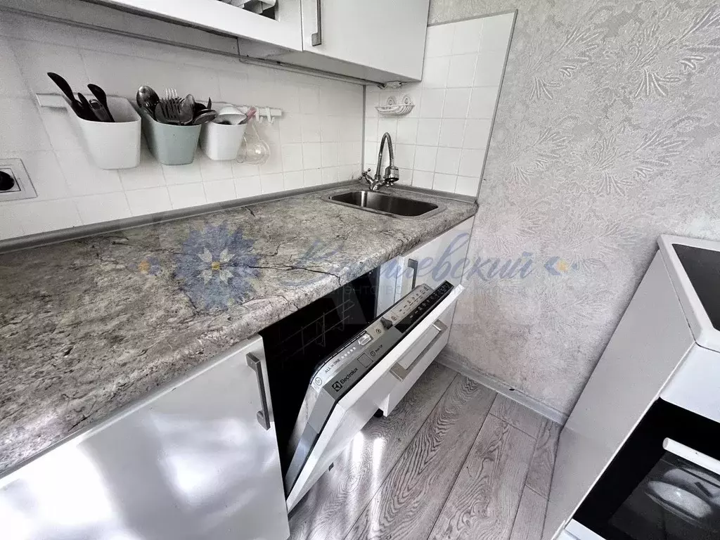 2-к. квартира, 46 м, 2/5 эт. - Фото 1