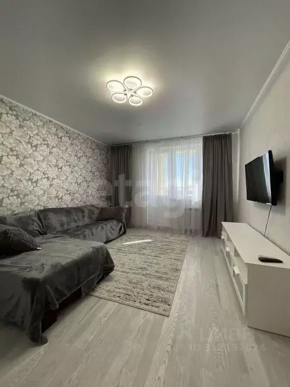 2-к кв. Татарстан, Казань ул. Оренбургский Тракт, 140Г (57.5 м) - Фото 1