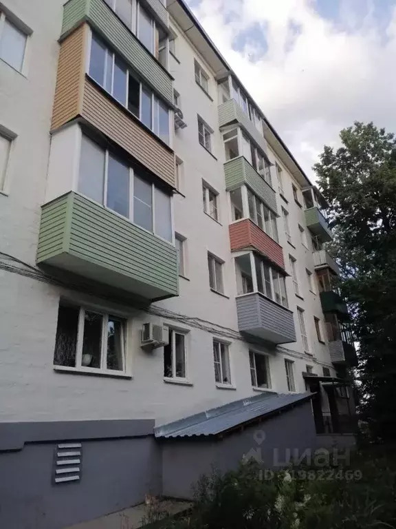 3-к кв. Тульская область, Алексин ул. Героев Алексинцев, 17 (54.9 м) - Фото 0