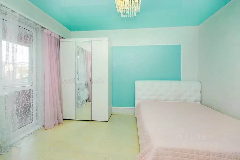 2-к кв. Сахалинская область, Южно-Сахалинск Комсомольская ул., 293А ... - Фото 2