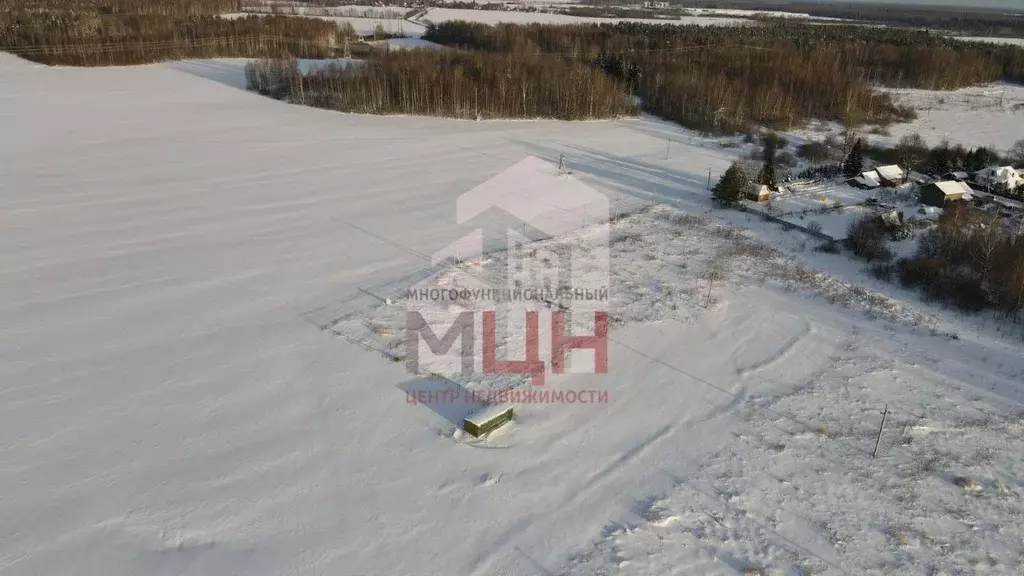 Участок в Тверская область, Конаковский муниципальный округ, д. ... - Фото 1