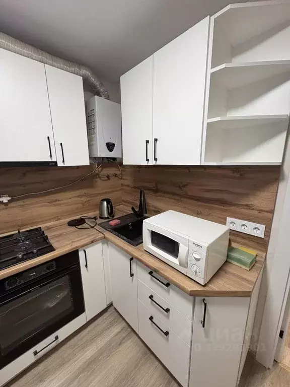 3-к кв. Удмуртия, Ижевск пл. имени 50-летия Октября, 8А (52.0 м) - Фото 2
