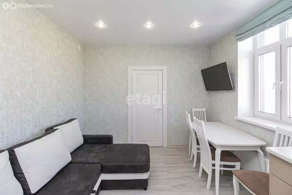 1-комнатная квартира: Тюмень, Алматинская улица, 4 (37 м) - Фото 2