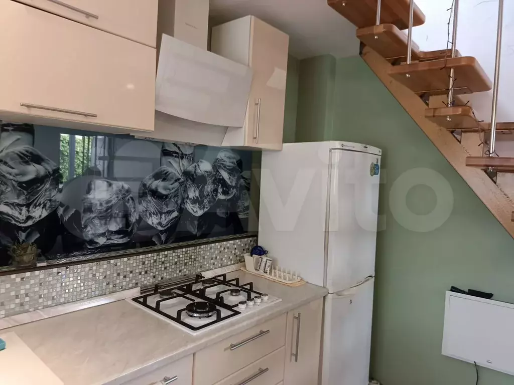 1-к. квартира, 45 м, 2/2 эт. - Фото 1