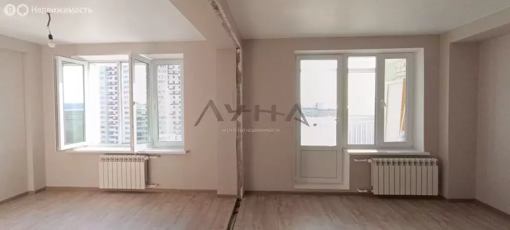 Квартира-студия: Набережные Челны, 21-й комплекс, 25 (39.4 м) - Фото 1
