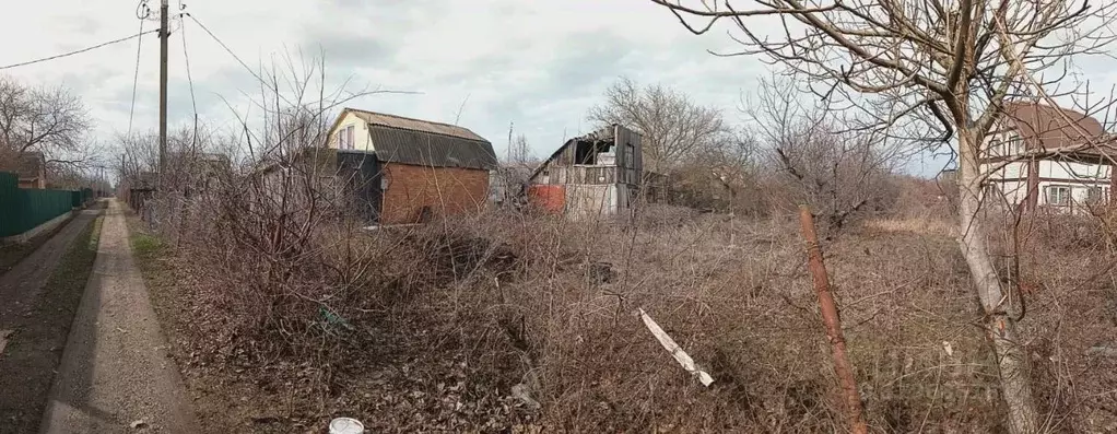 Участок в Краснодарский край, Ейское городское поселение, пос. ... - Фото 0