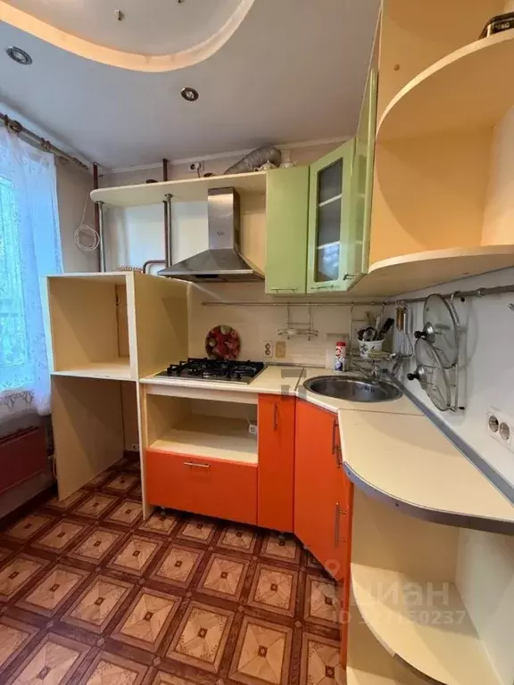 3-к кв. Челябинская область, Челябинск Пермская ул., 58 (61.5 м) - Фото 2