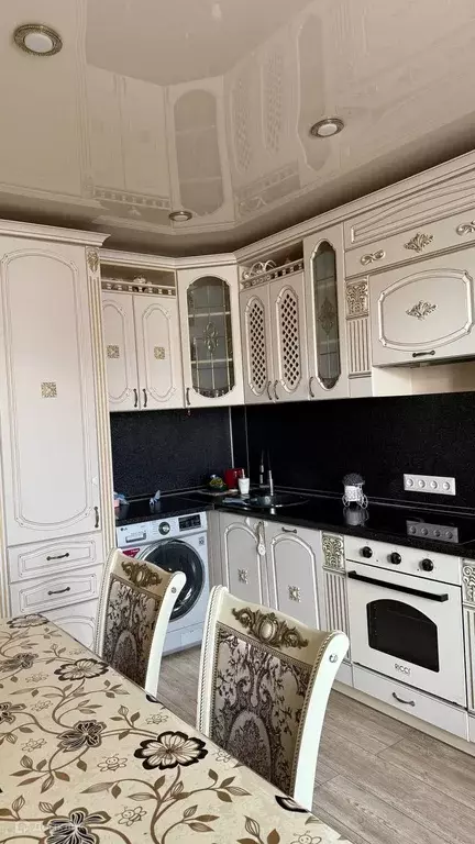 Продаётся 2-к квартира, 75 м - Фото 0