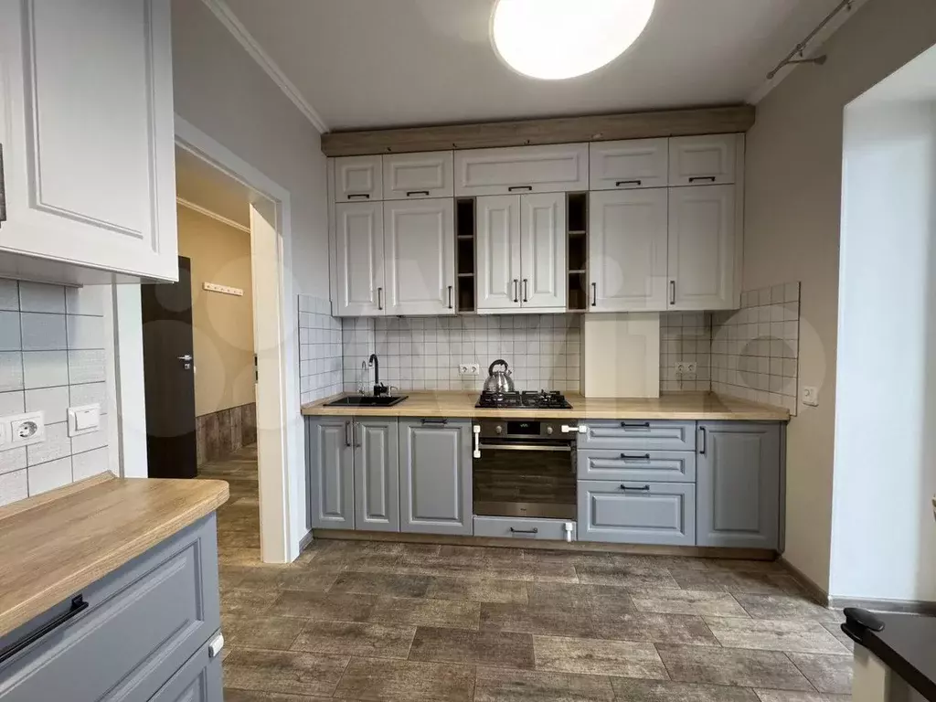 2-к. квартира, 60 м, 9/9 эт. - Фото 1