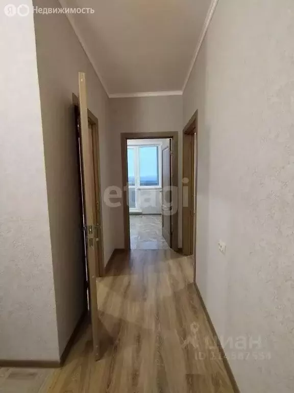 3-комнатная квартира: Новосибирск, Планировочная улица, 1/2 (61 м) - Фото 1