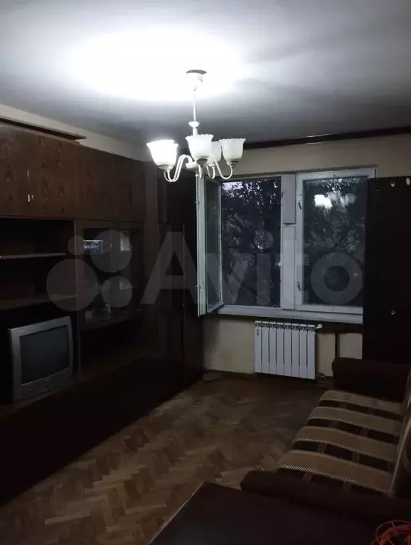 1-к. квартира, 35 м, 5/5 эт. - Фото 1