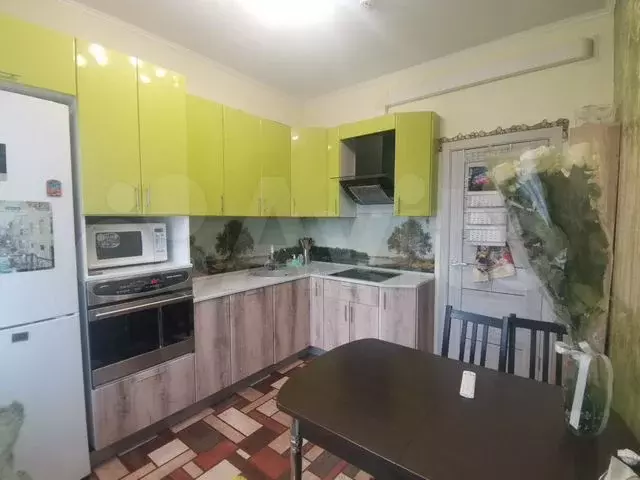 3-к. квартира, 67,6 м, 4/9 эт. - Фото 0