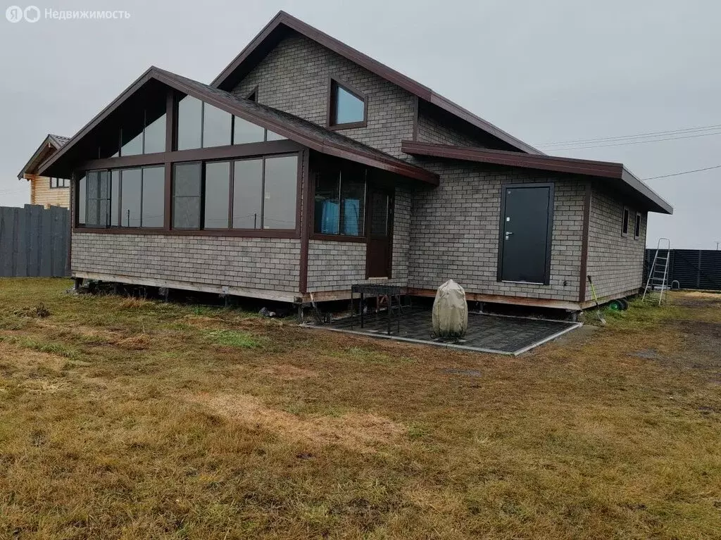 Дом в Междуреченск, Набережная улица (99.36 м) - Фото 2