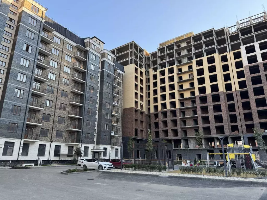 2-к кв. Дагестан, Каспийск просп. М. Омарова, 16 (54.3 м) - Фото 1