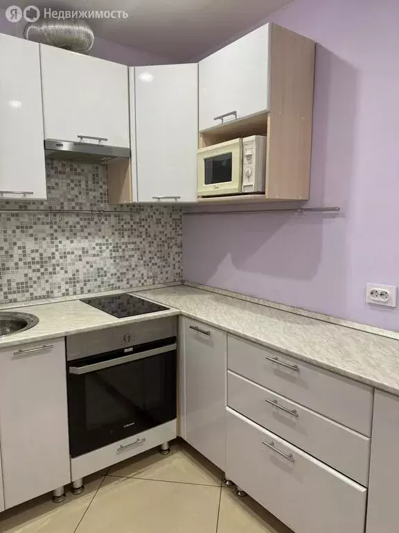 1-комнатная квартира: Иркутск, улица Иосифа Уткина, 28А (30.3 м) - Фото 0