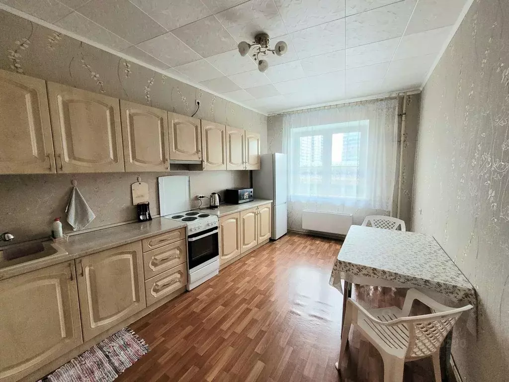 2-к кв. Санкт-Петербург просп. Героев, 24к2 (64.0 м) - Фото 0
