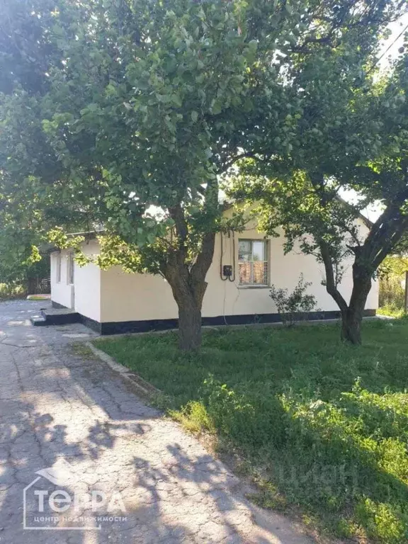 Дом в Крым, Сакский район, Веселовское с/пос, с. Наташино ул. Зеленая, ... - Фото 1