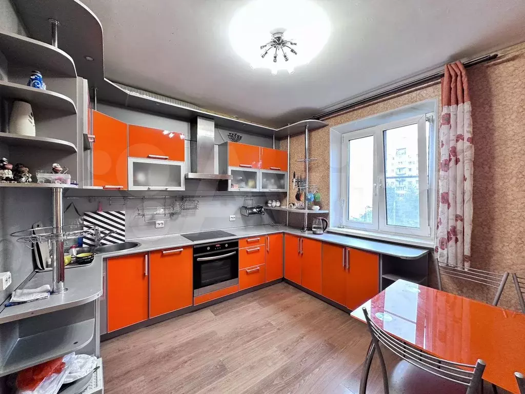 2-к. квартира, 60 м, 3/12 эт. - Фото 0