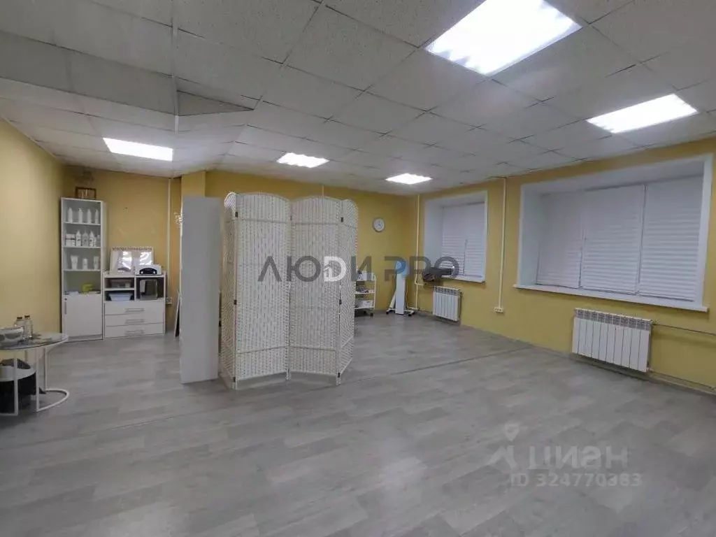 Помещение свободного назначения в Кировская область, Киров ул. ... - Фото 2