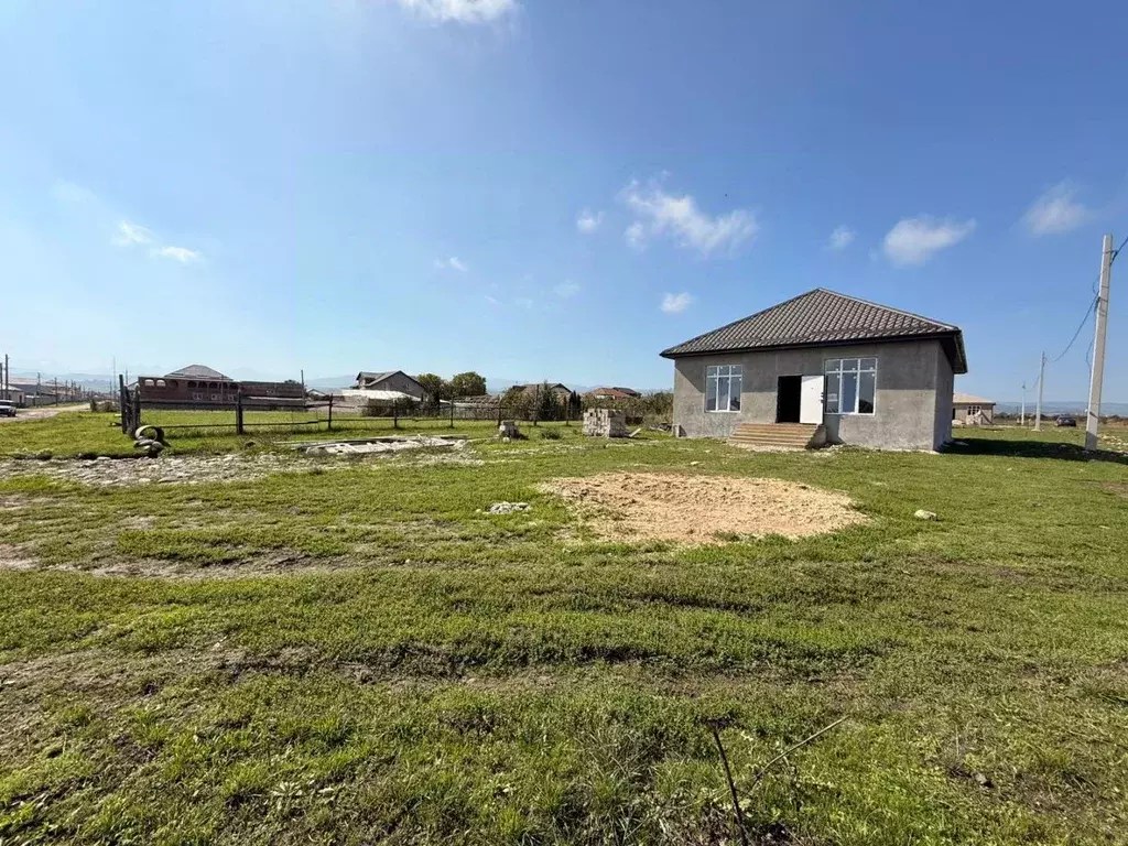 Дом в Кабардино-Балкария, Чегемский район, с. Шалушка  (145 м) - Фото 1