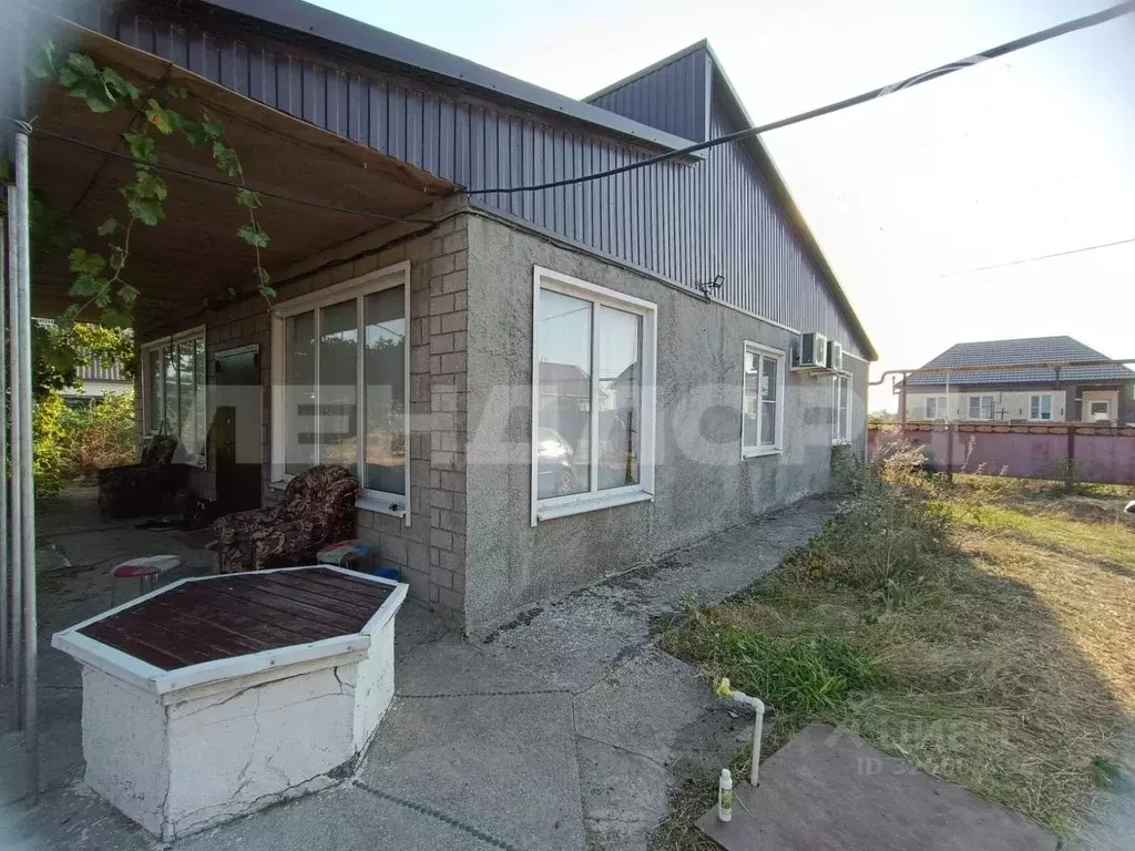 Дом в Краснодарский край, Ейский район, Должанская ст-ца ул. Чапаева ... - Фото 1