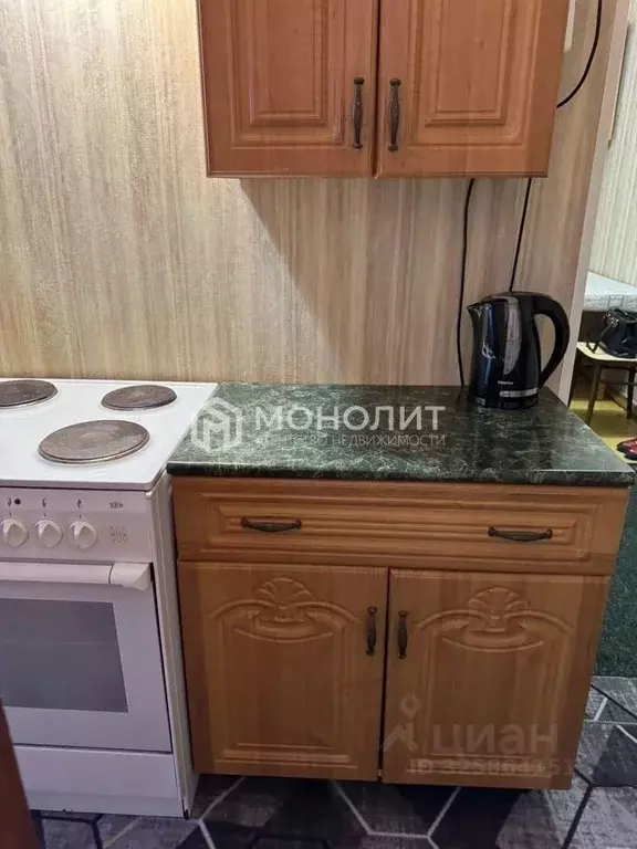 2-к кв. Белгородская область, Старый Оскол Макаренко мкр, 12 (40.0 м) - Фото 1