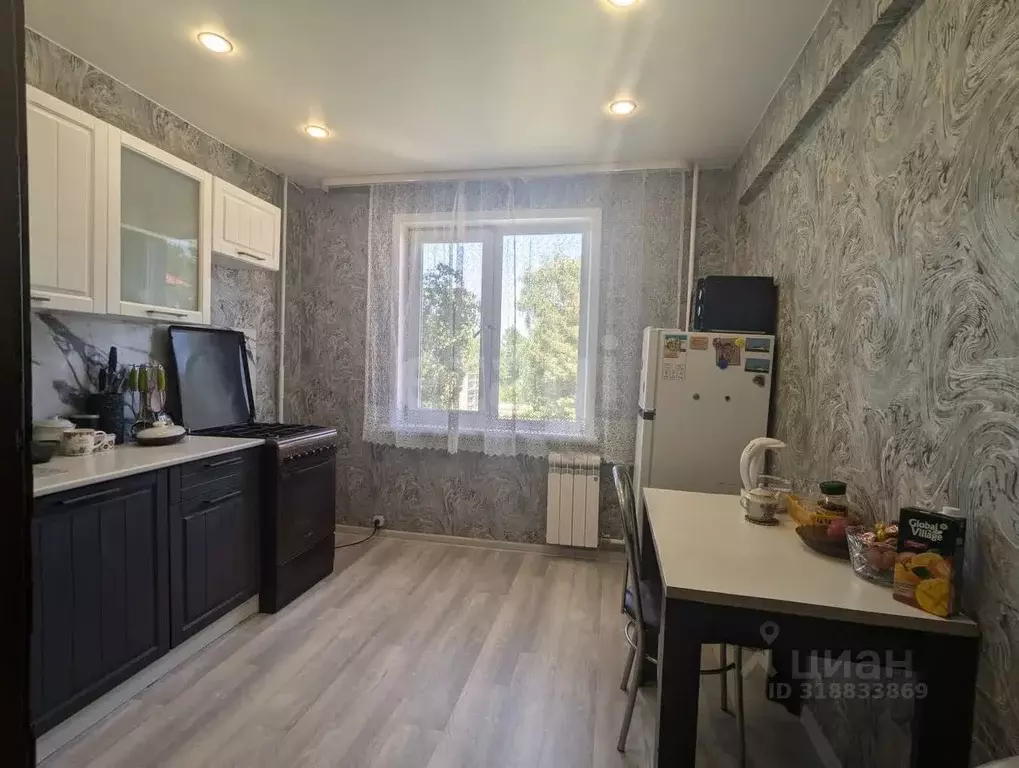 2-к кв. Иркутская область, Ангарск 18-й мкр, 8 (51.4 м) - Фото 1